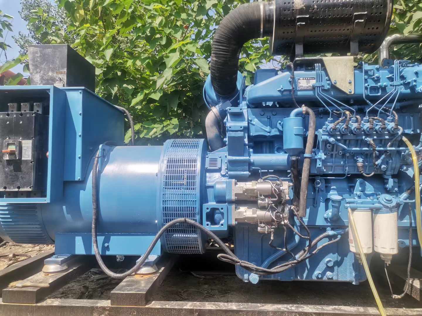 江津详细说明降低 800kW 柴油发电机输出电流波动的方法