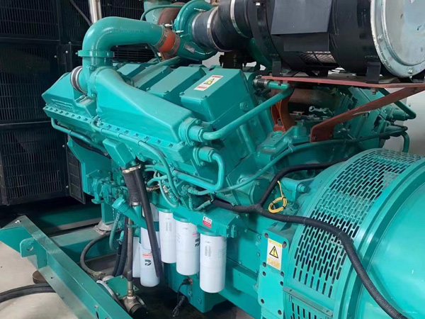 江津更换100kW柴油发电机组机油时，需要注意哪些事项？